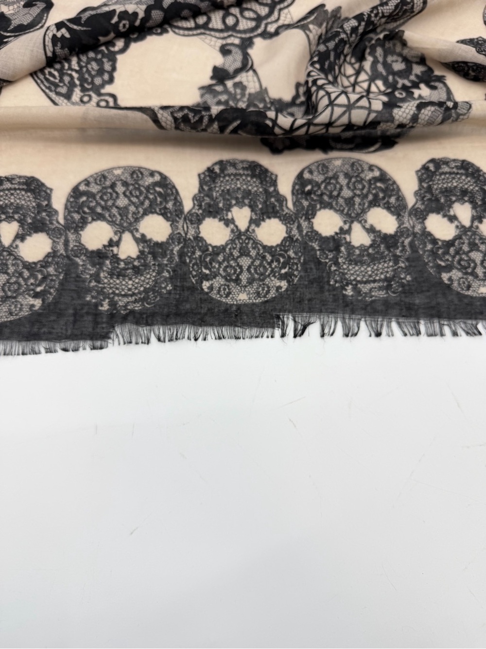 Black Beige Lace Skull Print Oversized Square Scarf Gothic - Picture 5 of 7